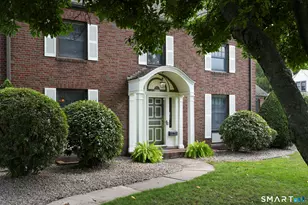 676 Ridge Rd, Wethersfield, CT 06109 - Photo 2