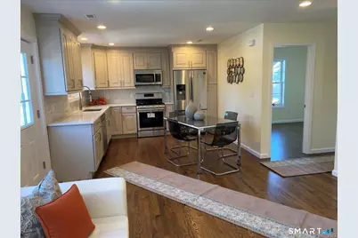 63 Soundview Avenue #2, Stamford, CT 06902 - Photo 4