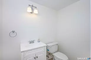 14 Buena Vista St, Stamford, CT 06907 - Photo 26