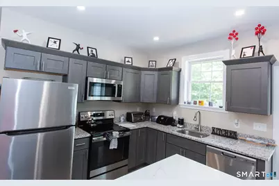 209 Winding Hollow Road, Groton, CT 06340 - Photo 4