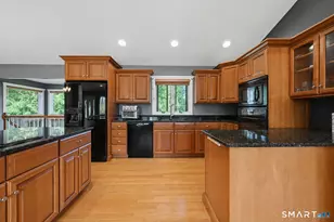 2 Sunnyside Ave, Danbury, CT 06811 - Photo 4