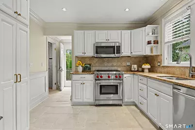 114 Webb Avenue, Stamford, CT 06902 - Photo 6