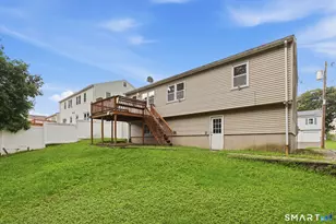54 Horseshoe Dr, Waterbury, CT 06706 - Photo 22