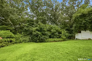 54 Horseshoe Dr, Waterbury, CT 06706 - Photo 24