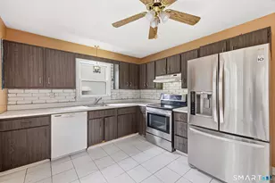 54 Horseshoe Dr, Waterbury, CT 06706 - Photo 8