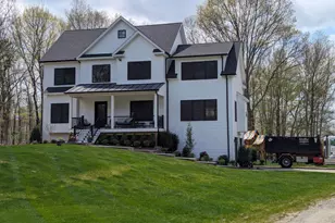 81 Farview Dr, Newtown, CT 06482 - Photo 2