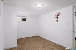 302 Dover St, Bridgeport, CT 06610 - Photo 34