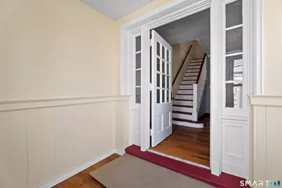 302 Dover Street, Bridgeport, CT 06610 - Photo 4