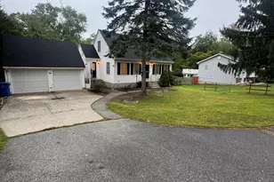 87 Gallivan Ln, Montville, CT 06382 - Photo 2