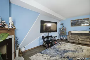 33 Cortland Way, Newington, CT 06111 - Photo 4