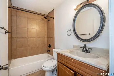2 Craftwood Road #25, Waterbury, CT 06704 - Photo 14