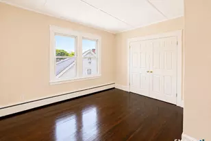 302 Lakeview Ave, Waterbury, CT 06705 - Photo 14