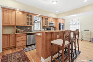 48 Waterville St, Waterbury, CT 06710 - Photo 10