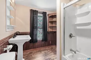 48 Waterville St, Waterbury, CT 06710 - Photo 22