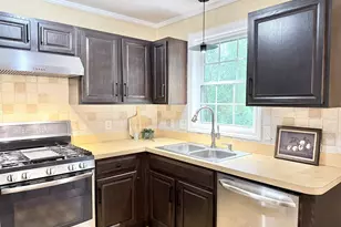 29 Sycamore Way, Wallingford, CT 06492 - Photo 6