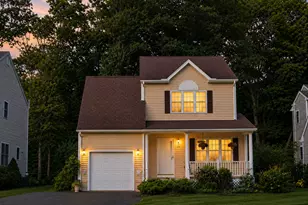 29 Sycamore Way, Wallingford, CT 06492 - Photo 2