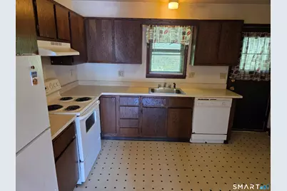 13 Haddad Drive #4, Danbury, CT 06810 - Photo 4