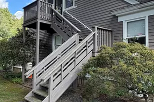 11 Bonazzo Dr, Trumbull, CT 06611 - Photo 1