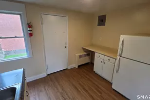 942 Wethersfield Ave, Hartford, CT 06114 - Photo 8