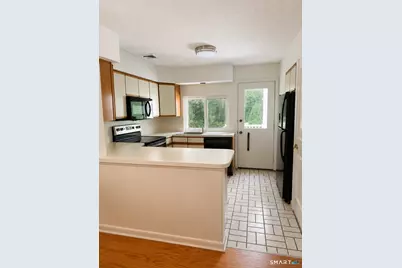 220 Brittany Farms Road #G, New Britain, CT 06053 - Photo 4