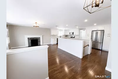 749 Maple Street, Wethersfield, CT 06109 - Photo 6