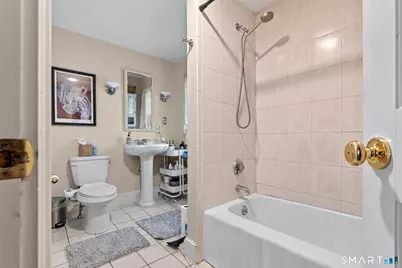 134-136 Whitman Avenue, West Hartford, CT 06107 - Photo 32