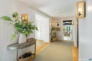31 Hancock Ln, Darien, CT 06820 - Photo 4