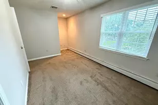 2605 Albany Ave, West Hartford, CT 06117 - Photo 14
