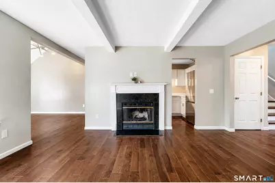 6 Wild Rose Court #6, Bloomfield, CT 06002 - Photo 4