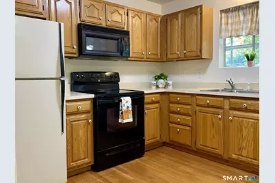 680 North Colony Street #43, Meriden, CT 06450 - Photo 2