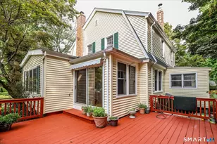 10 Crown St, Trumbull, CT 06611 - Photo 30