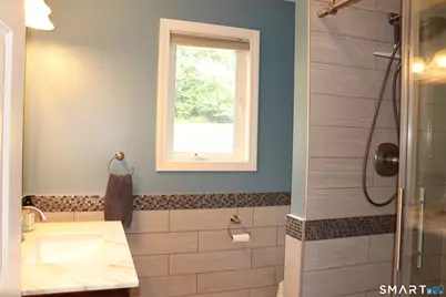 2 Metacomet Drive, East Granby, CT 06026 - Photo 18