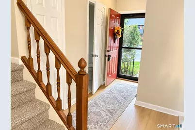 6 Kingsley Court #6, West Hartford, CT 06110 - Photo 2