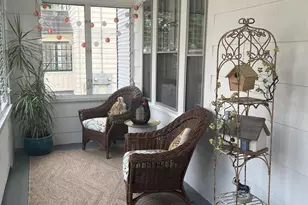 27 Vincent St, West Hartford, CT 06119 - Photo 2
