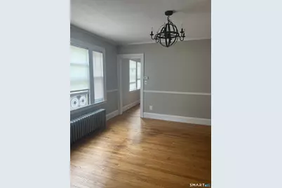 27 Vincent Street, West Hartford, CT 06119 - Photo 4