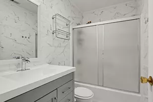 380 Hitchcock Rd, Waterbury, CT 06705 - Photo 12