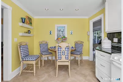 690 Forest Road #463, West Haven, CT 06516 - Photo 14