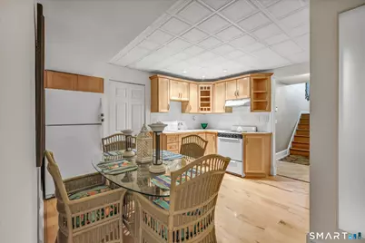 690 Forest Road #463, West Haven, CT 06516 - Photo 28