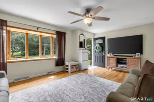 4 Palmer Rd, North Haven, CT 06473 - Photo 8