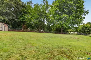 4 Palmer Rd, North Haven, CT 06473 - Photo 36