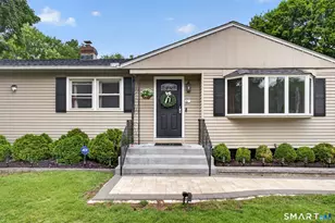 4 Palmer Rd, North Haven, CT 06473 - Photo 2
