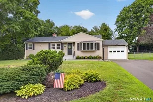 4 Palmer Rd, North Haven, CT 06473 - Photo 4