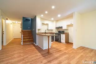 107 Meadow St, Milford, CT 06461 - Photo 10