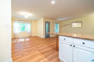 107 Meadow St, Milford, CT 06461 - Photo 14