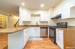 107 Meadow St, Milford, CT 06461 - Photo 12