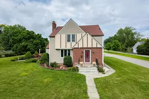 147 Old Mill Rd, Middletown, CT 06457 - Photo 1