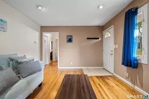 668 Bradley St, East Haven, CT 06512 - Photo 6