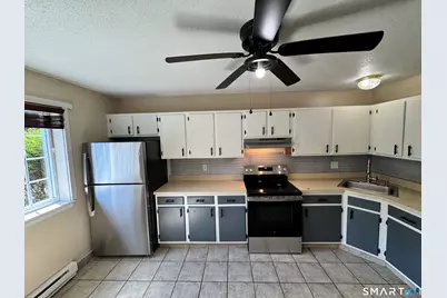 495 Scott Road #3, Waterbury, CT 06705 - Photo 2
