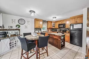 21 Lancaster St, Watertown, CT 06779 - Photo 6