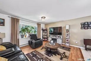 21 Lancaster St, Watertown, CT 06779 - Photo 2